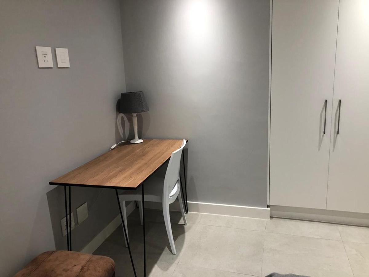 דירות קייפטאון Private Bachelor Pad In Sea Point מראה חיצוני תמונה
